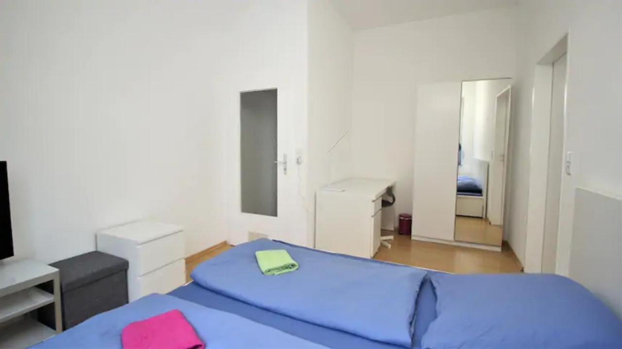 Privatzimmer Nahe Bahnhof Und City Apartment Wurzburg Luaran gambar