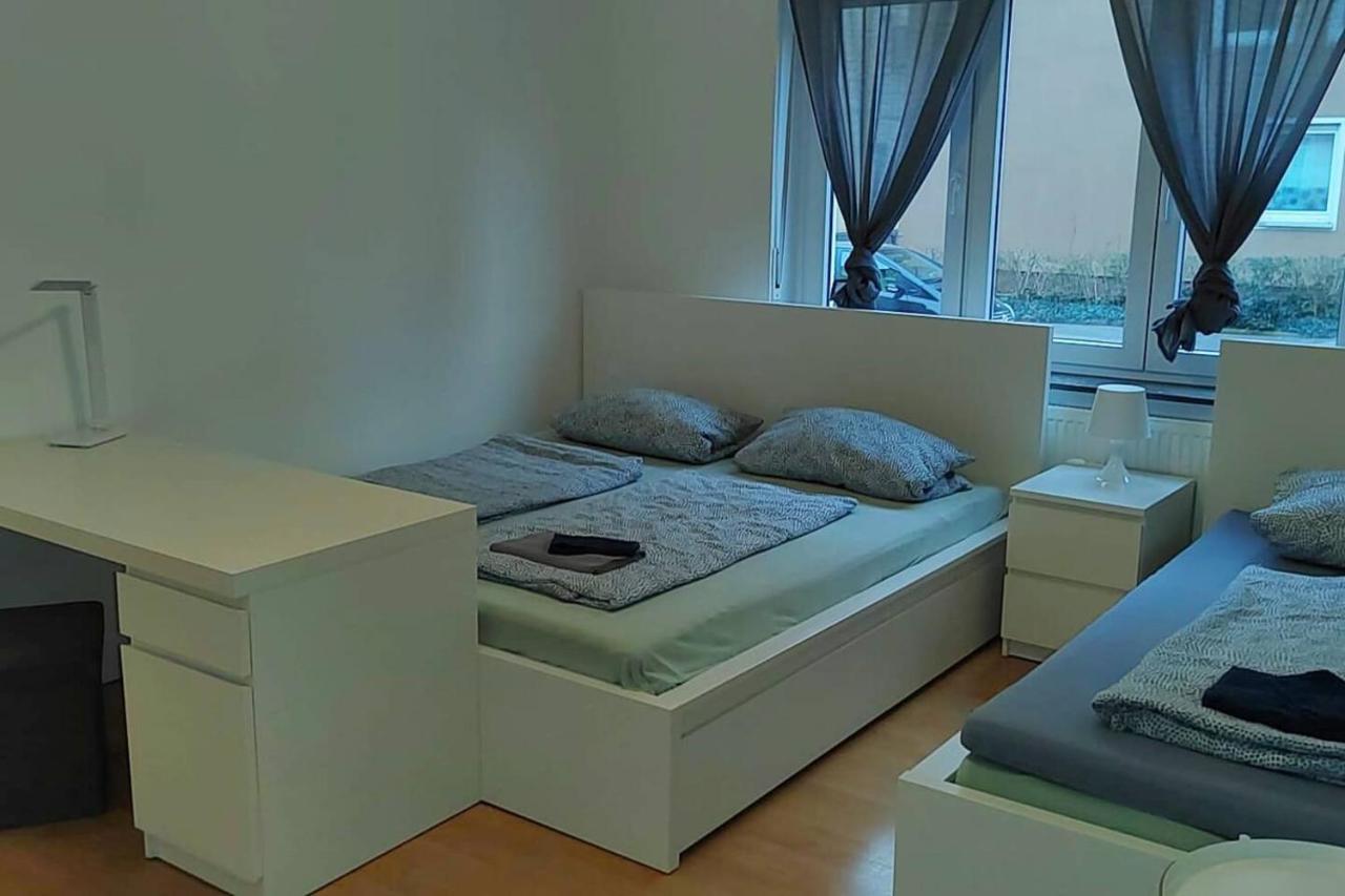 Privatzimmer Nahe Bahnhof Und City Apartment Wurzburg Luaran gambar